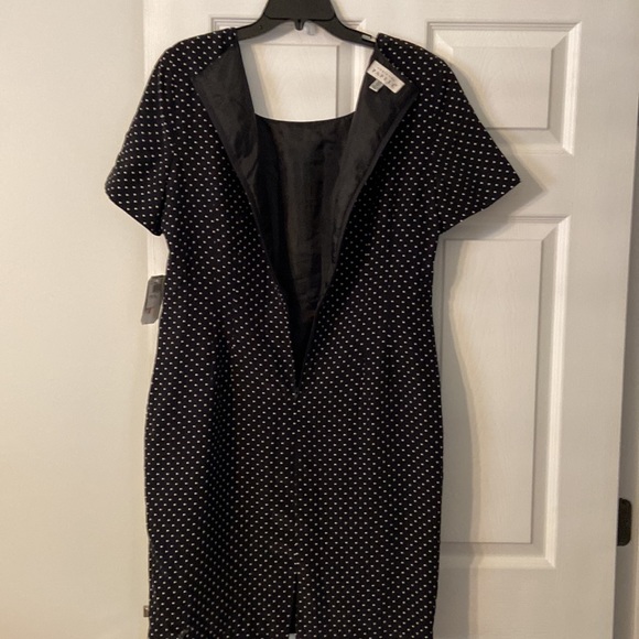 Adrianna Papell 100% Silk PolkaDot Dress size 14 length 39” bust 38” brand new - Picture 9 of 16